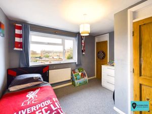 Bedroom- click for photo gallery